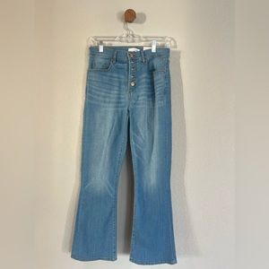 Loft. 25. NWT. The kick crop. High rise. Reg fit. Reg inseam.
